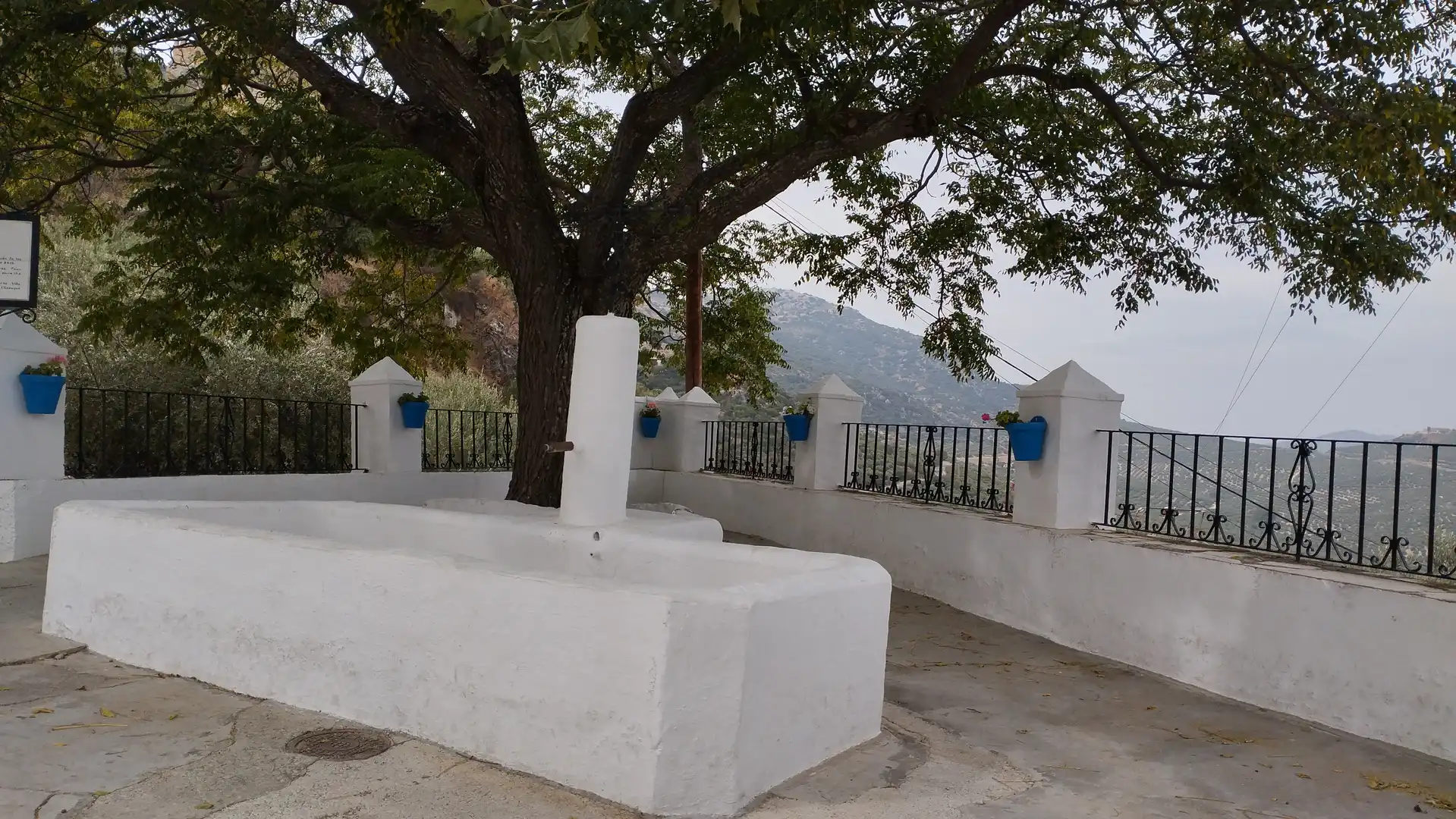 Vista exterior de Casa o xalet en venda en Zuheros amb Moblat i Rentadora
