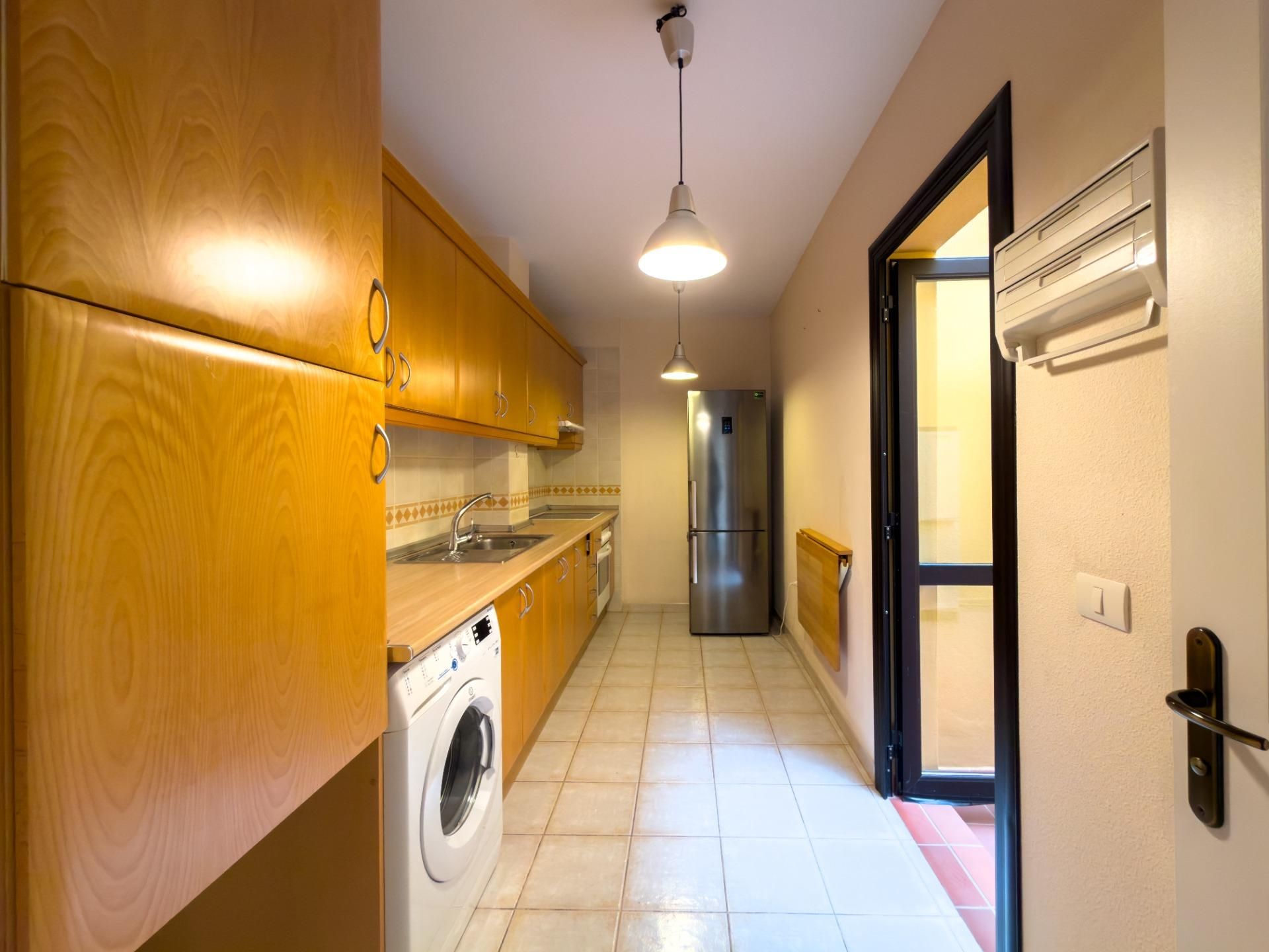 Cuina de Pis en venda en Arona amb Terrassa, Balcó i Piscina comunitària