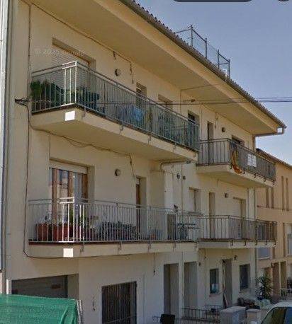 Piso en Venta en La Bisbal d'Empordà