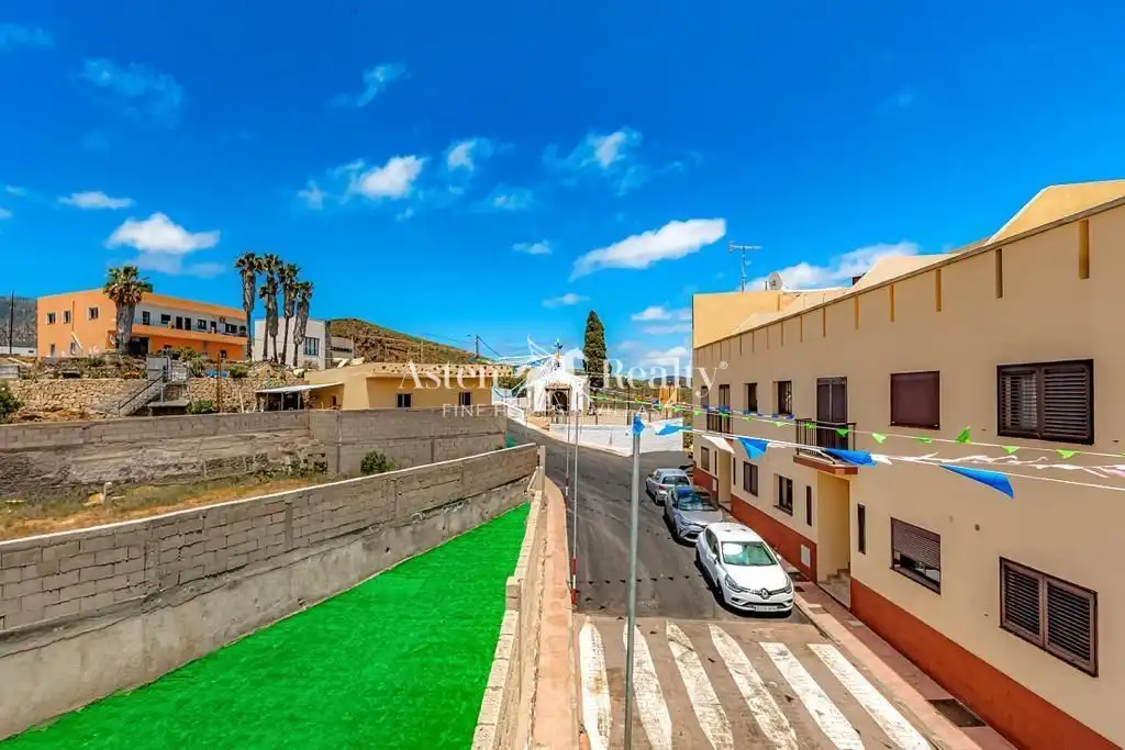 Vista exterior de Casa o chalet en venta en San Miguel de Abona con Jardín privado y Terraza