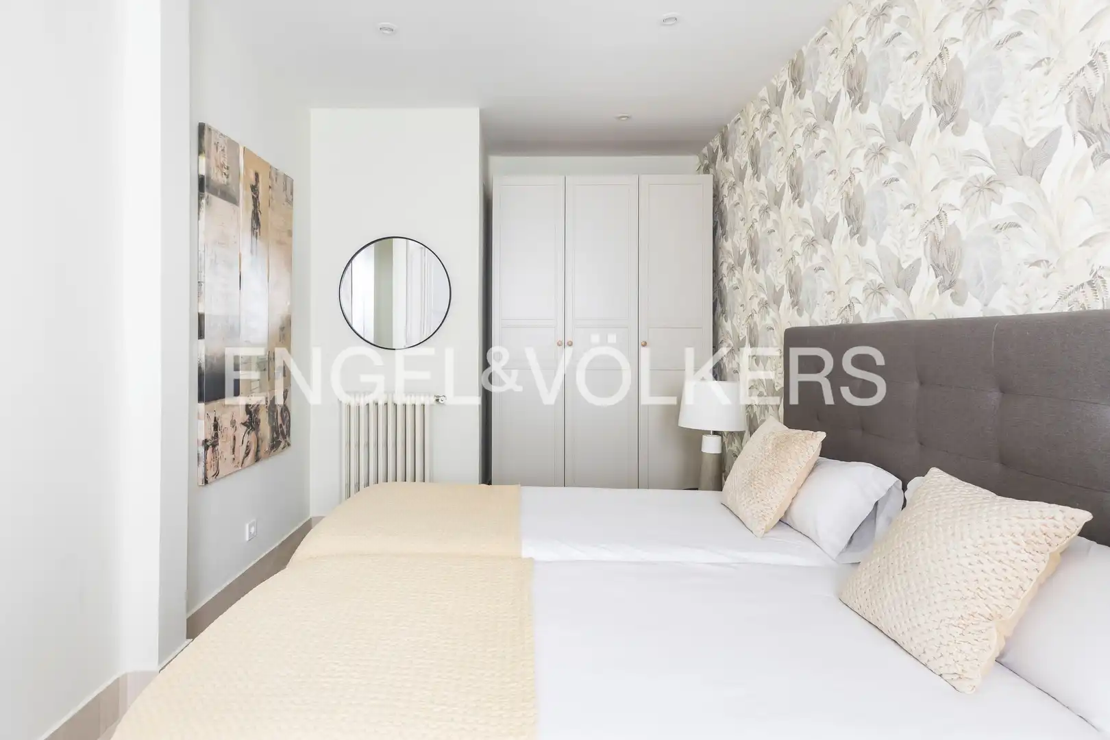 Schlafzimmer von Wohnung zur Miete in Madrid mit Klimaanlage, Heizung und Möbliert