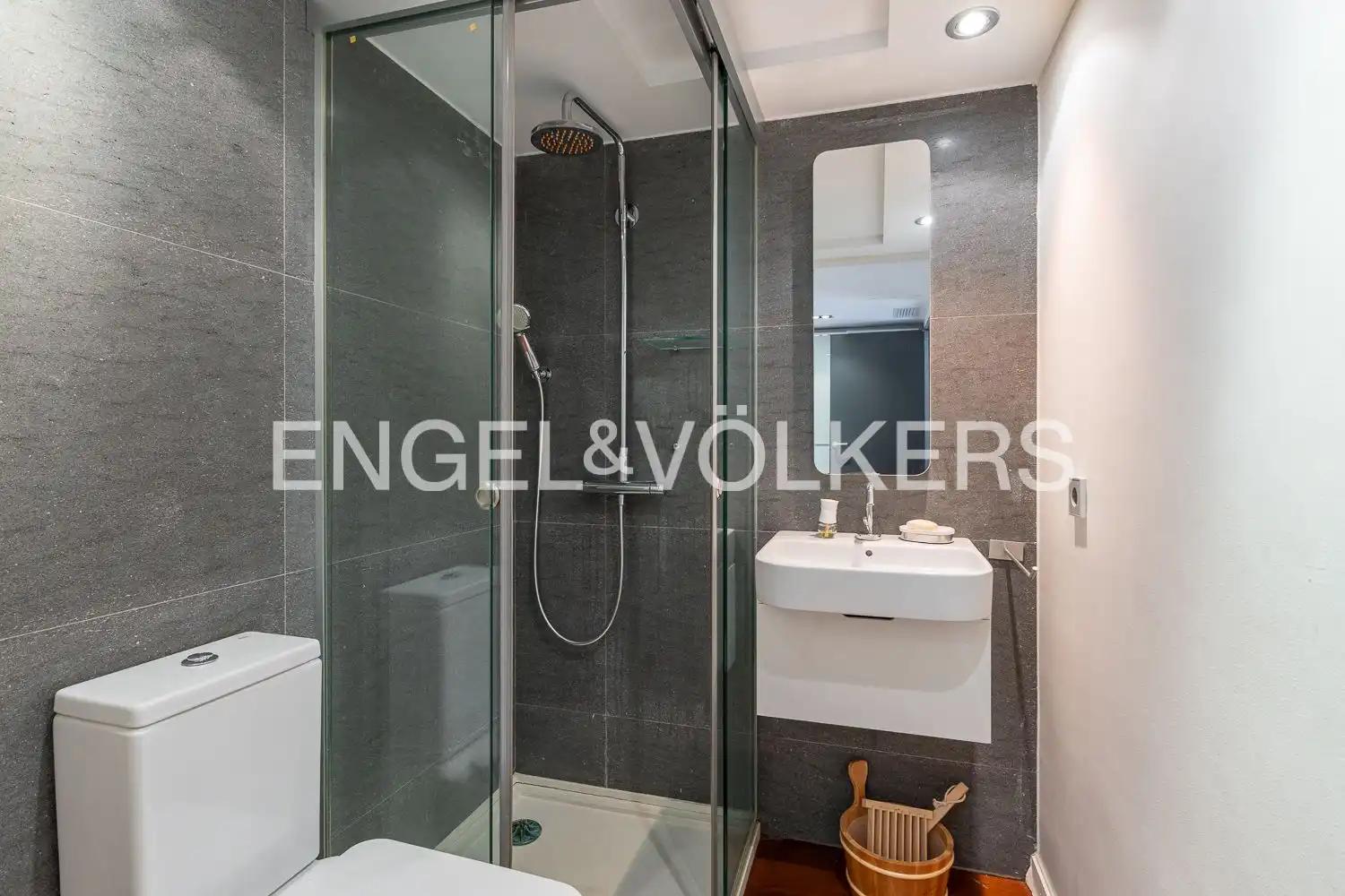 Bathroom of Attic for sale in Dénia  with Air Conditioner, Heating and Terrace