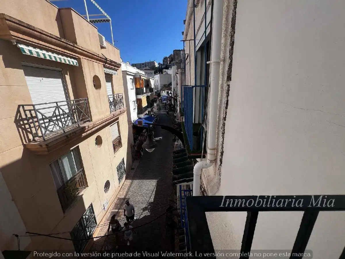 Vista exterior de Casa o xalet en venda en Torremolinos amb Aire condicionat i Balcó