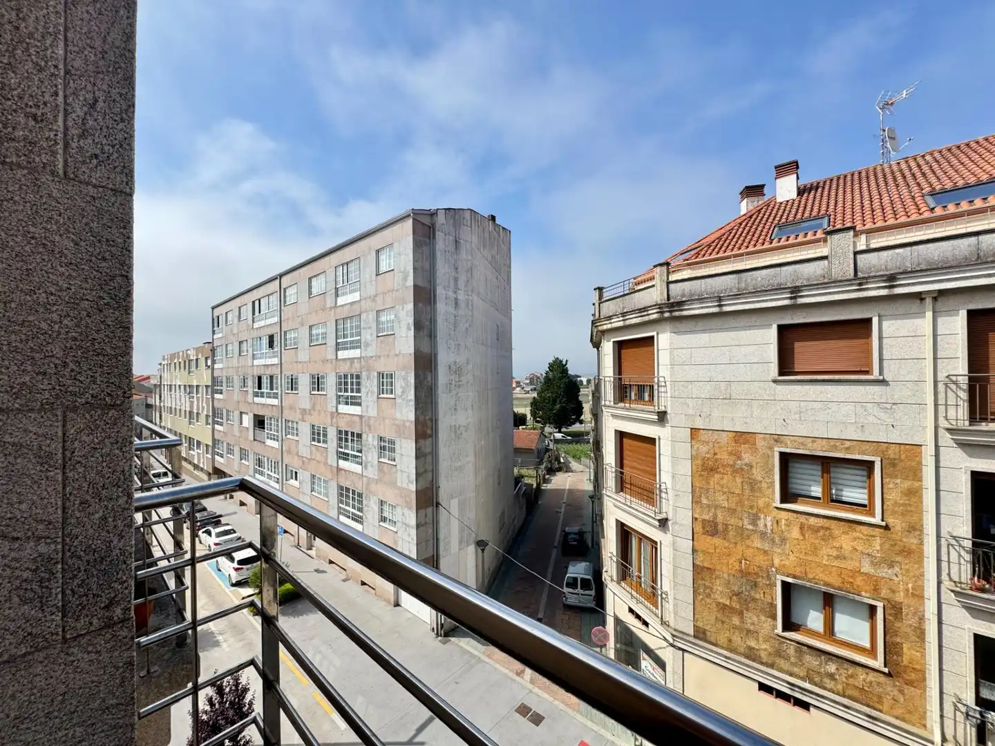 Außenansicht von Wohnung zum Verkauf in O Grove   mit Heizung, Terrasse und Abstellraum