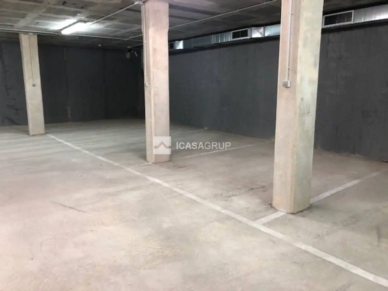 Garage for rent in Calle Verge de la Paloma, Creu de Barberà
