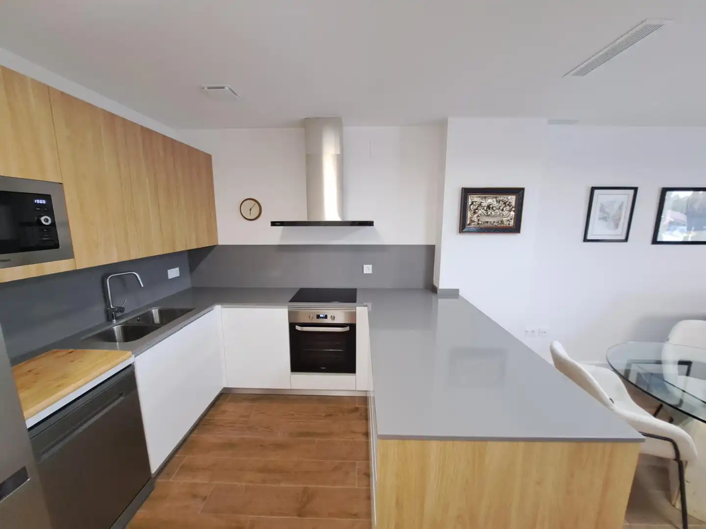 Kitchen of Flat for sale in Alzira  with Air Conditioner, Storage room and Furnished