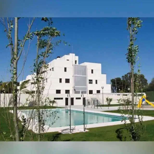 Außenansicht von Wohnung zum Verkauf in Jerez de la Frontera mit Klimaanlage, Privatgarten und Parkett