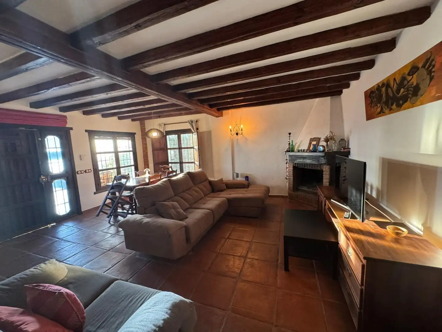 Sala d'estar de Casa o xalet en venda en Marbella amb Jardí privat, Terrassa i Piscina