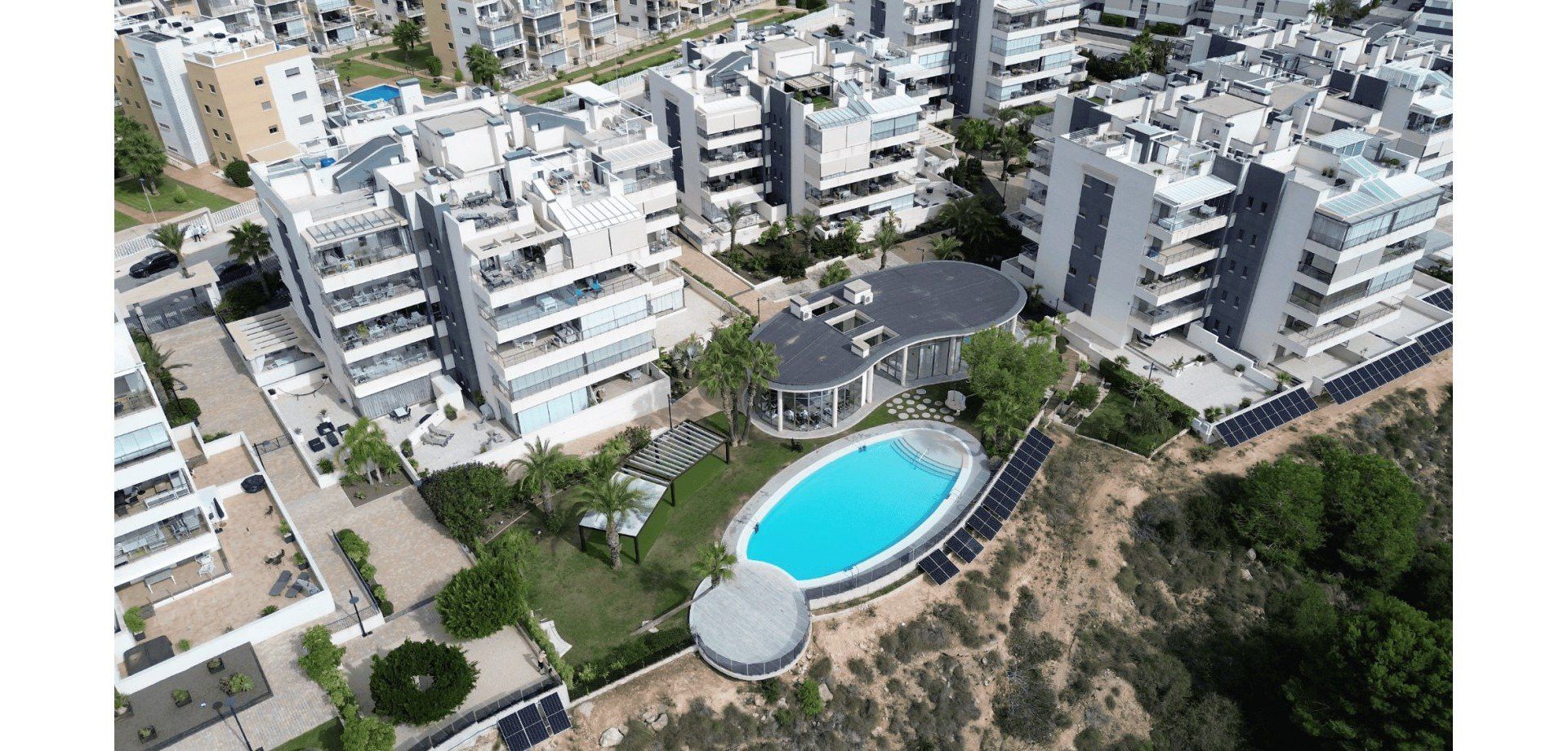 Vista exterior de Apartament en venda en Orihuela amb Jardí privat, Terrassa i Traster