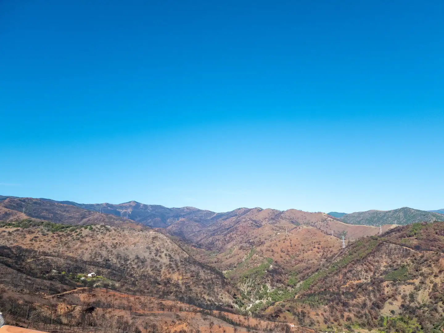 Houses for sale in Estepona  with Air Conditioner, Private garden and Terrace