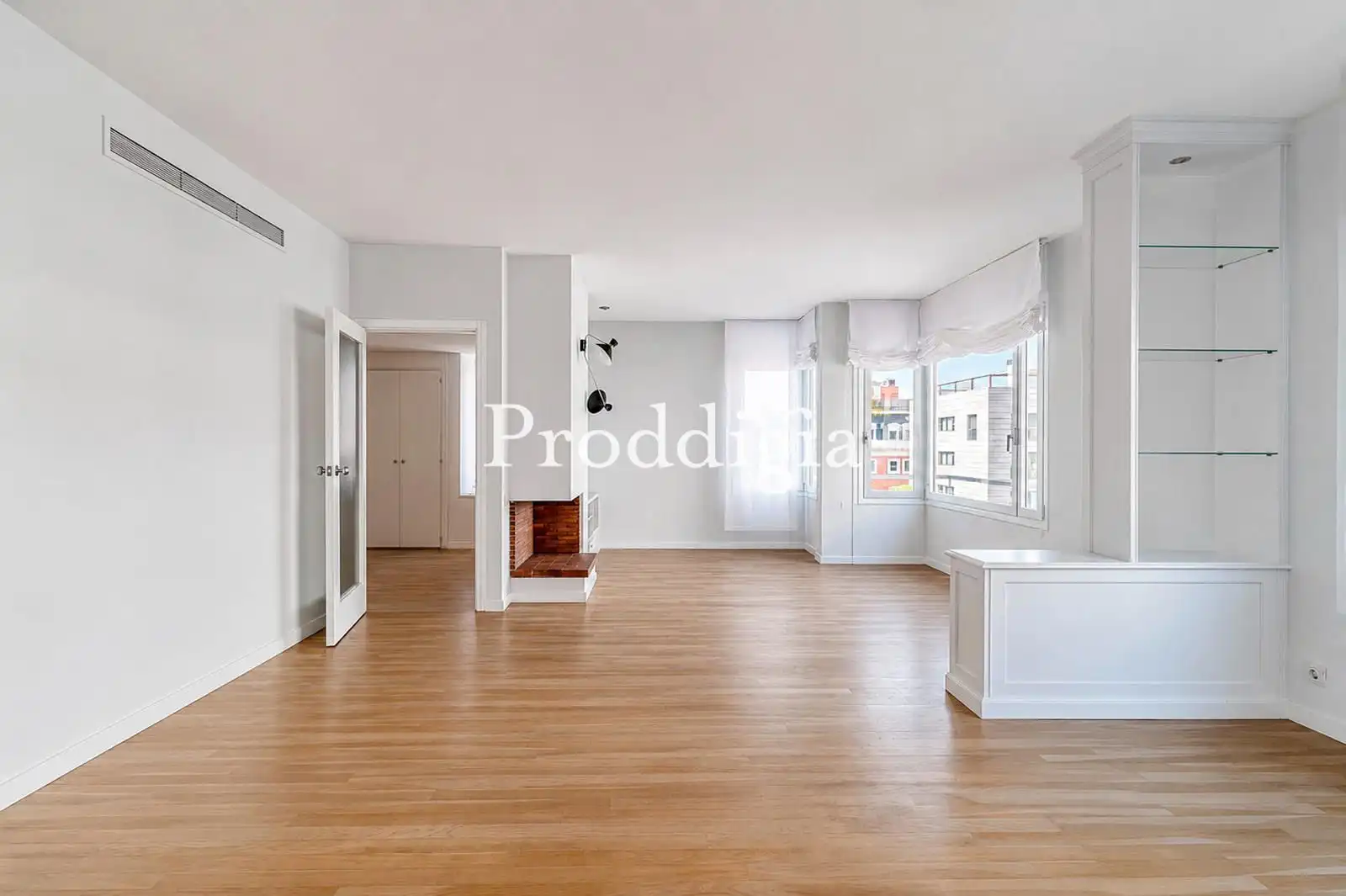 Flat for rent in Via Augusta, Sant Gervasi- Galvany