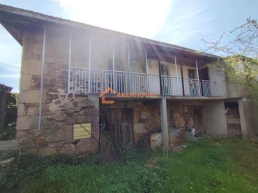 Casa con balcone in vendita a A Merca