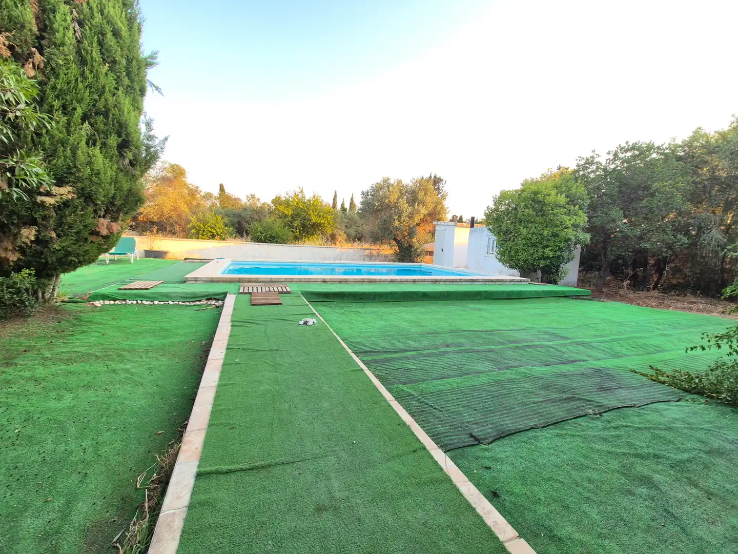 Swimming pool of Houses for sale in La Rinconada  with Air Conditioner, Private garden and Swimming Pool