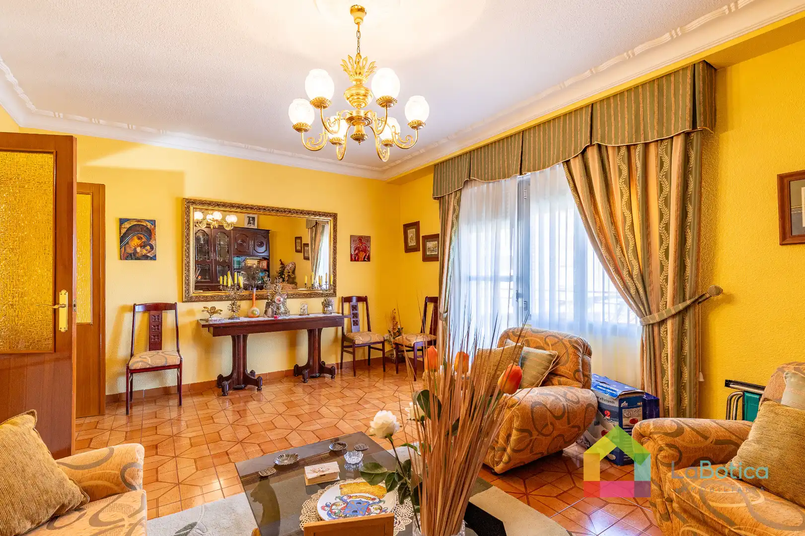 Sala d'estar de Pis en venda en Santa Bárbara