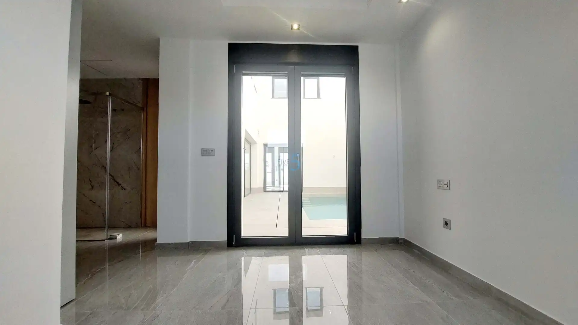Casa o xalet en venda en San Pedro del Pinatar amb Aire condicionat, Terrassa i Piscina