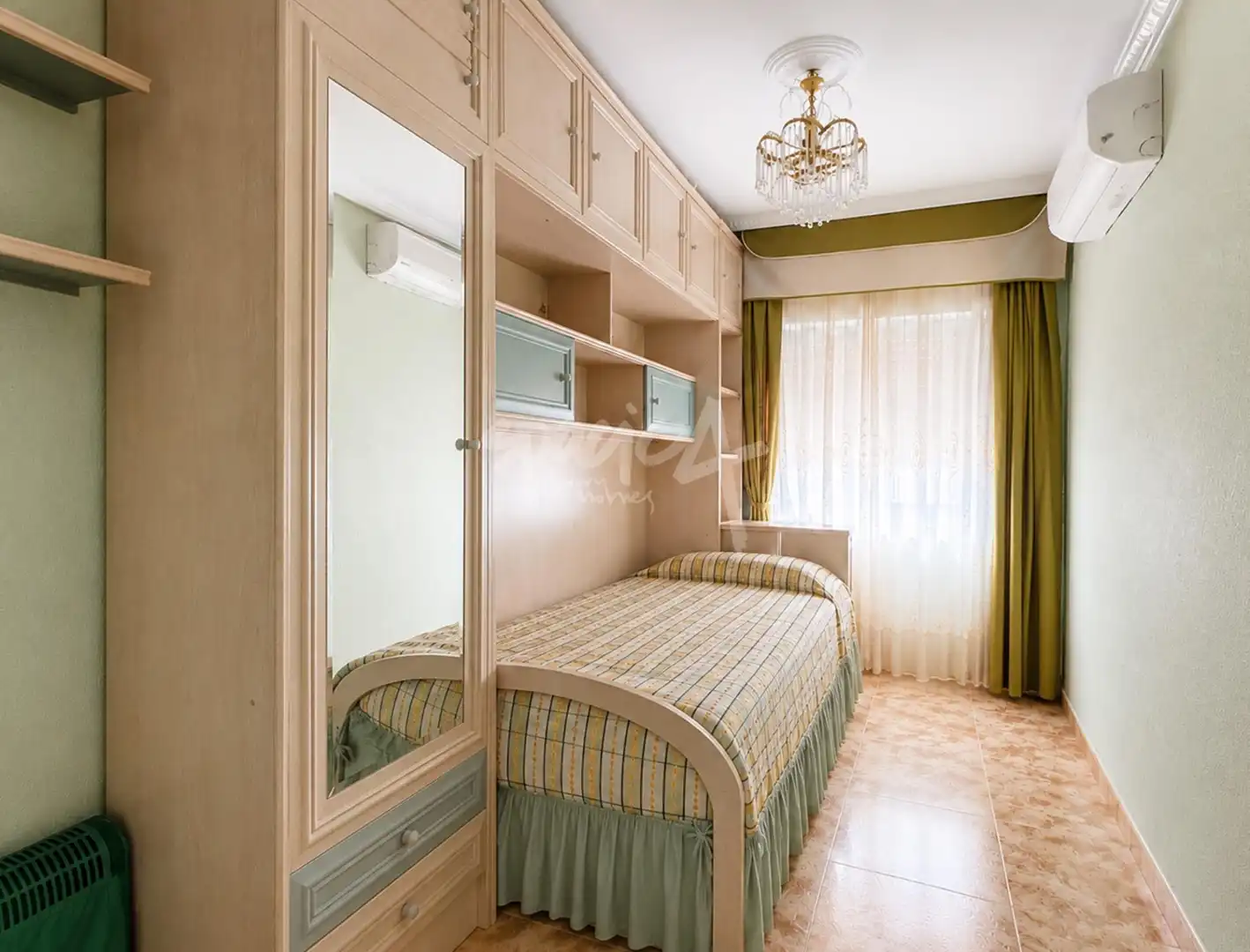 Habitación de Piso en venta en Villaverde