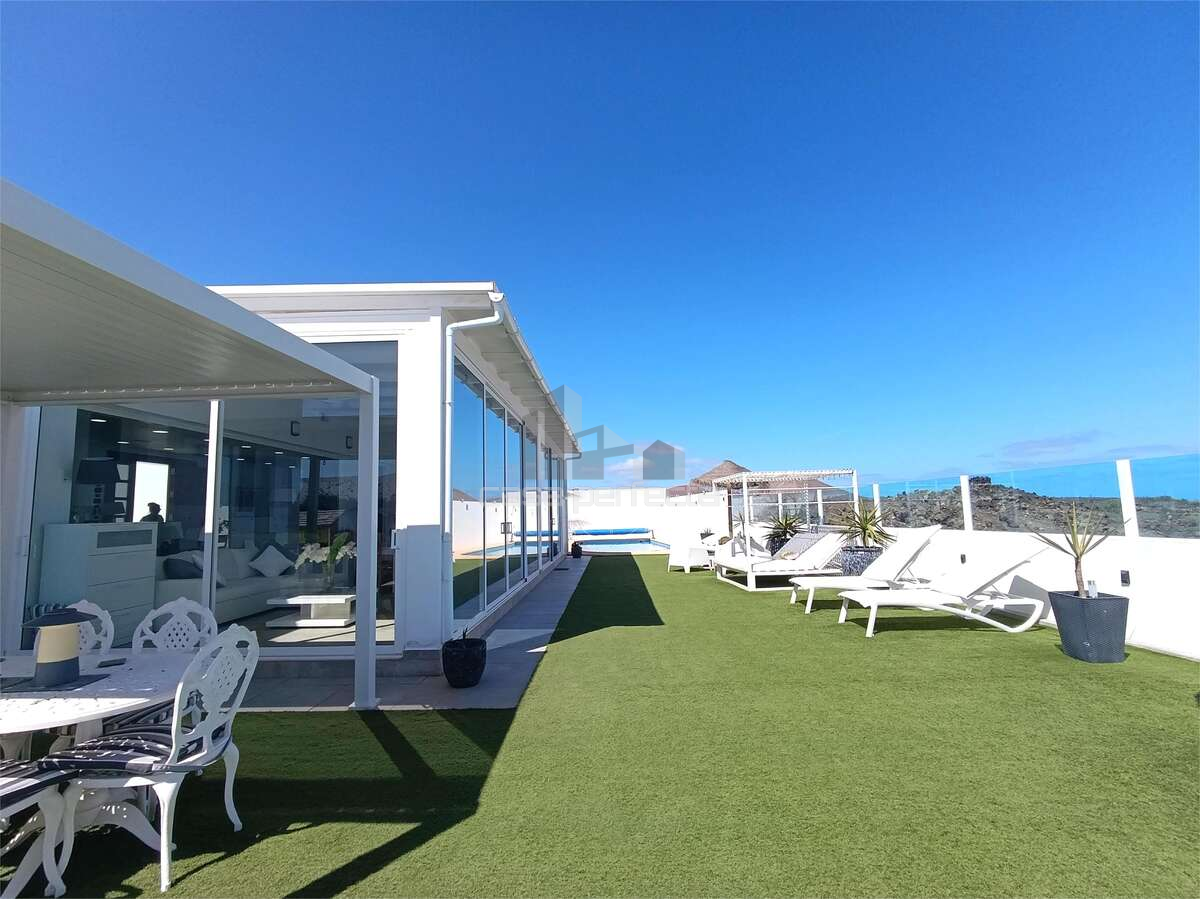 Terrassa de Casa o xalet en venda en Teguise amb Terrassa, Traster i Piscina
