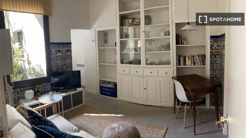 Living room of Flat to rent in Sabadell  with Air Conditioner, Heating and Furnished