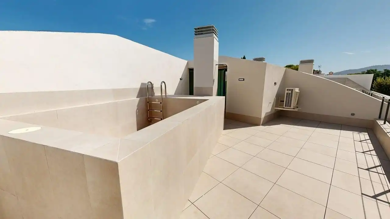 Duplex con piscina in vendita a Alameda de Adolfo Suárez, imagen 2
