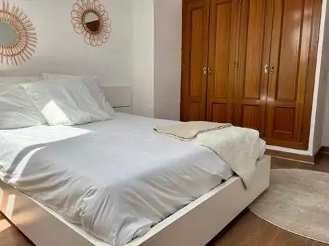 Habitación de Dúplex en venta en Ciudad Real con Aire acondicionado, Calefacción y Trastero