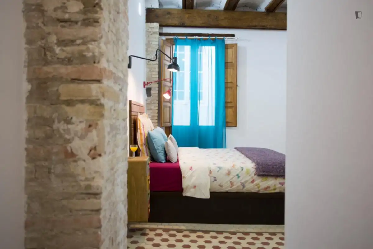 Estudio en alquiler en Ciutat Vella, imagen 8