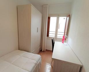 Bedroom of Flat to share in  Valencia Capital  with Furnished