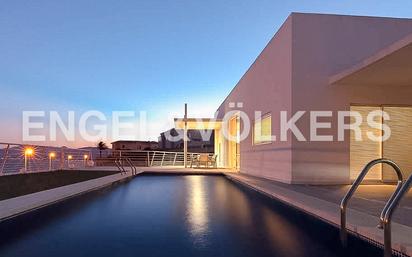 Swimming pool of House or chalet for sale in Cullera  with Air Conditioner, Heating and Swimming Pool