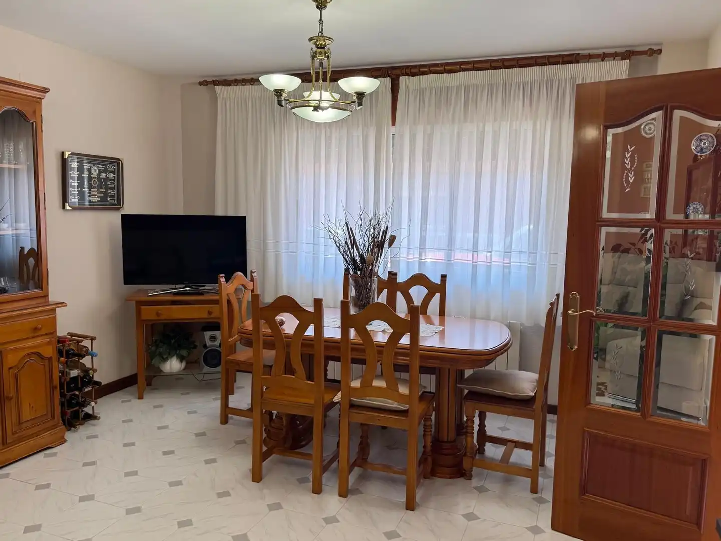 Comedor de Casa o chalet en venta en Valdestillas con Calefacción y Jardín privado