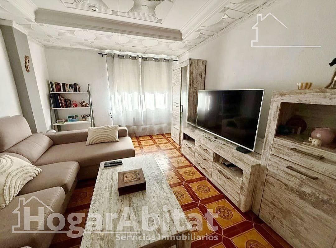 Sala d'estar de Casa o xalet en venda en L'Alcúdia amb Terrassa, Traster i Moblat