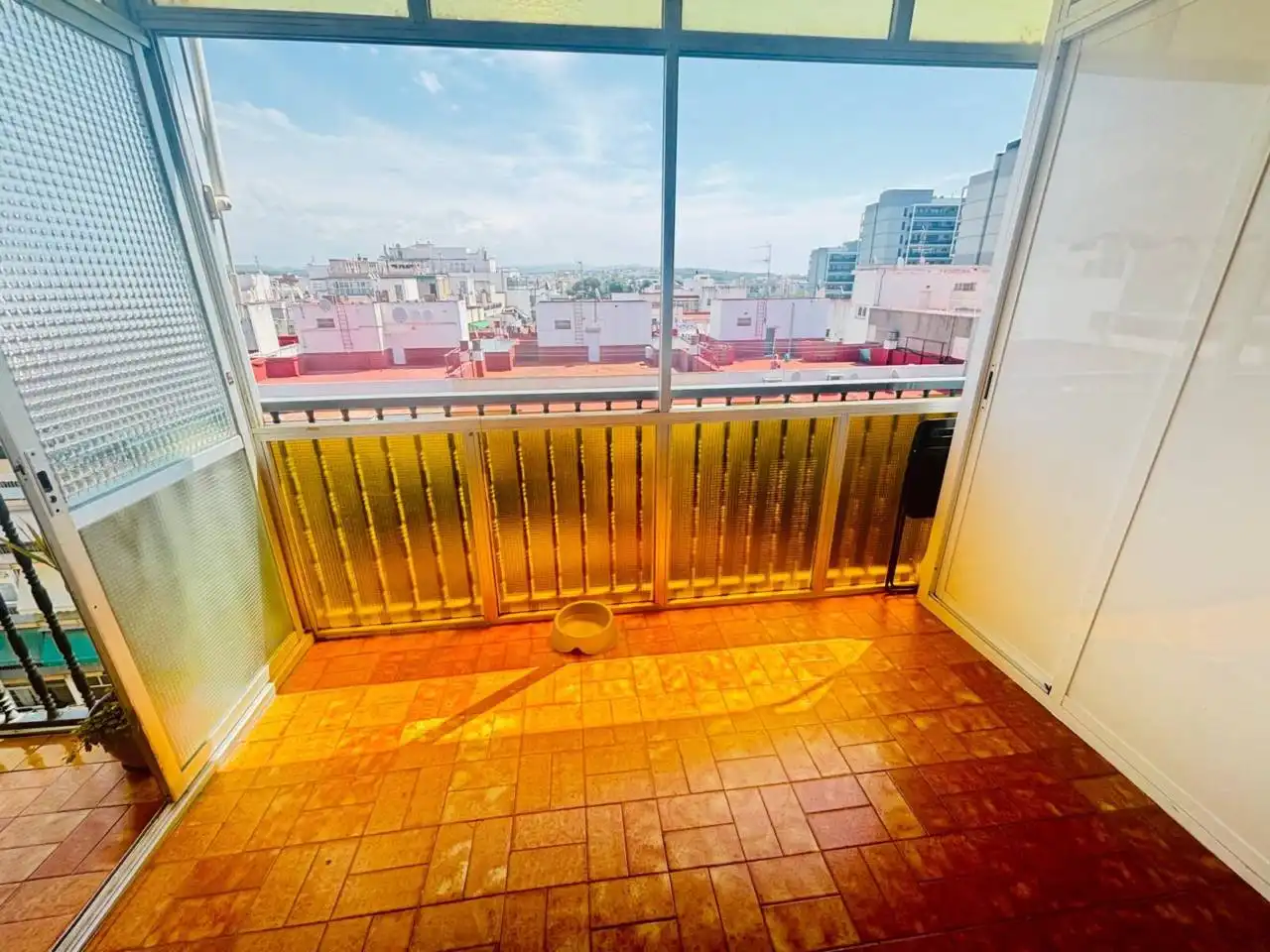 Terraza de Ático en venta en Vilanova i la Geltrú con Aire acondicionado, Calefacción y Parquet