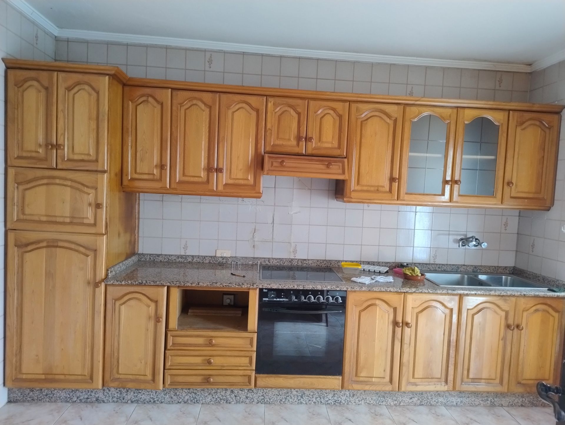 Kitchen of Flat for sale in Begonte  with Furnished