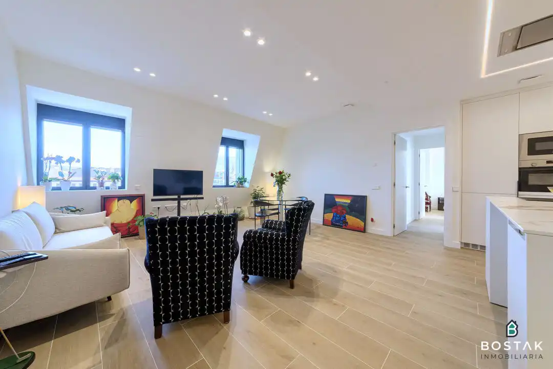 Sala de estar de Ático de alquiler en Bilbao  con Calefacción, Terraza y Balcón