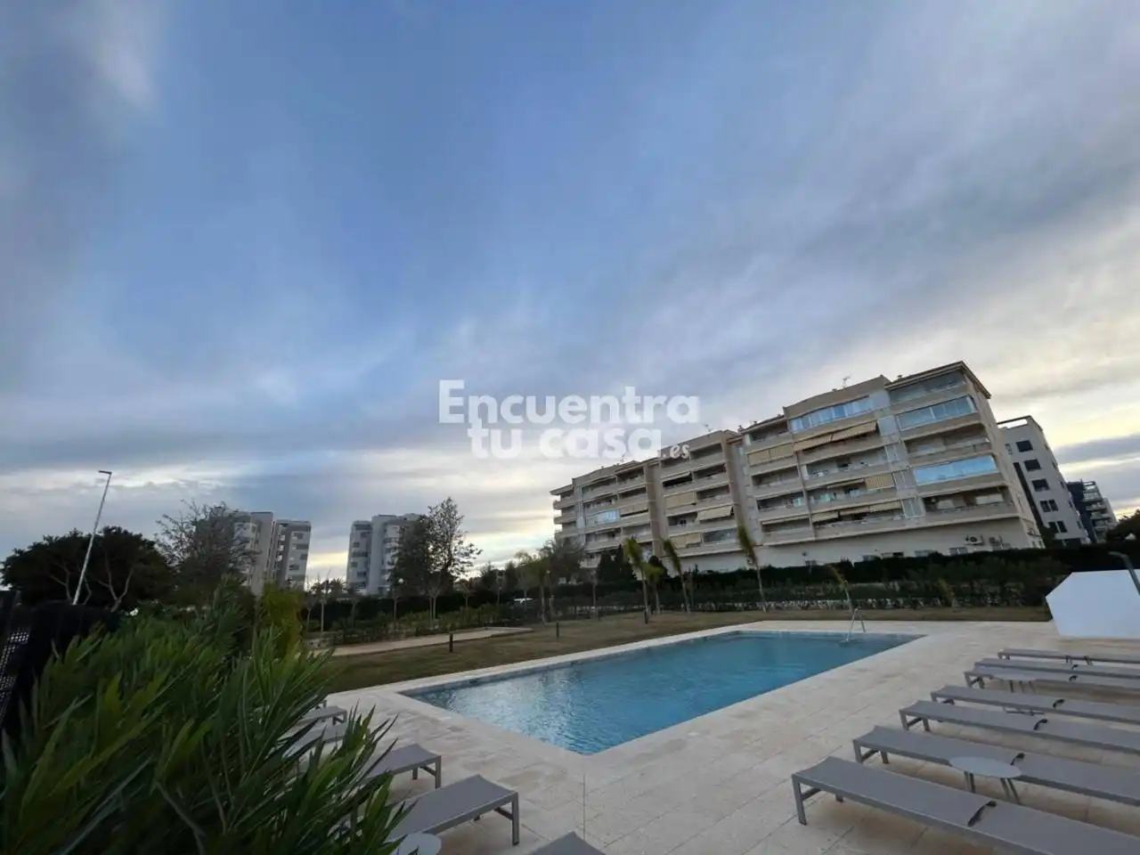 Schwimmbecken von Wohnungen zum Verkauf in Villajoyosa / La Vila Joiosa mit Klimaanlage, Terrasse und Abstellraum