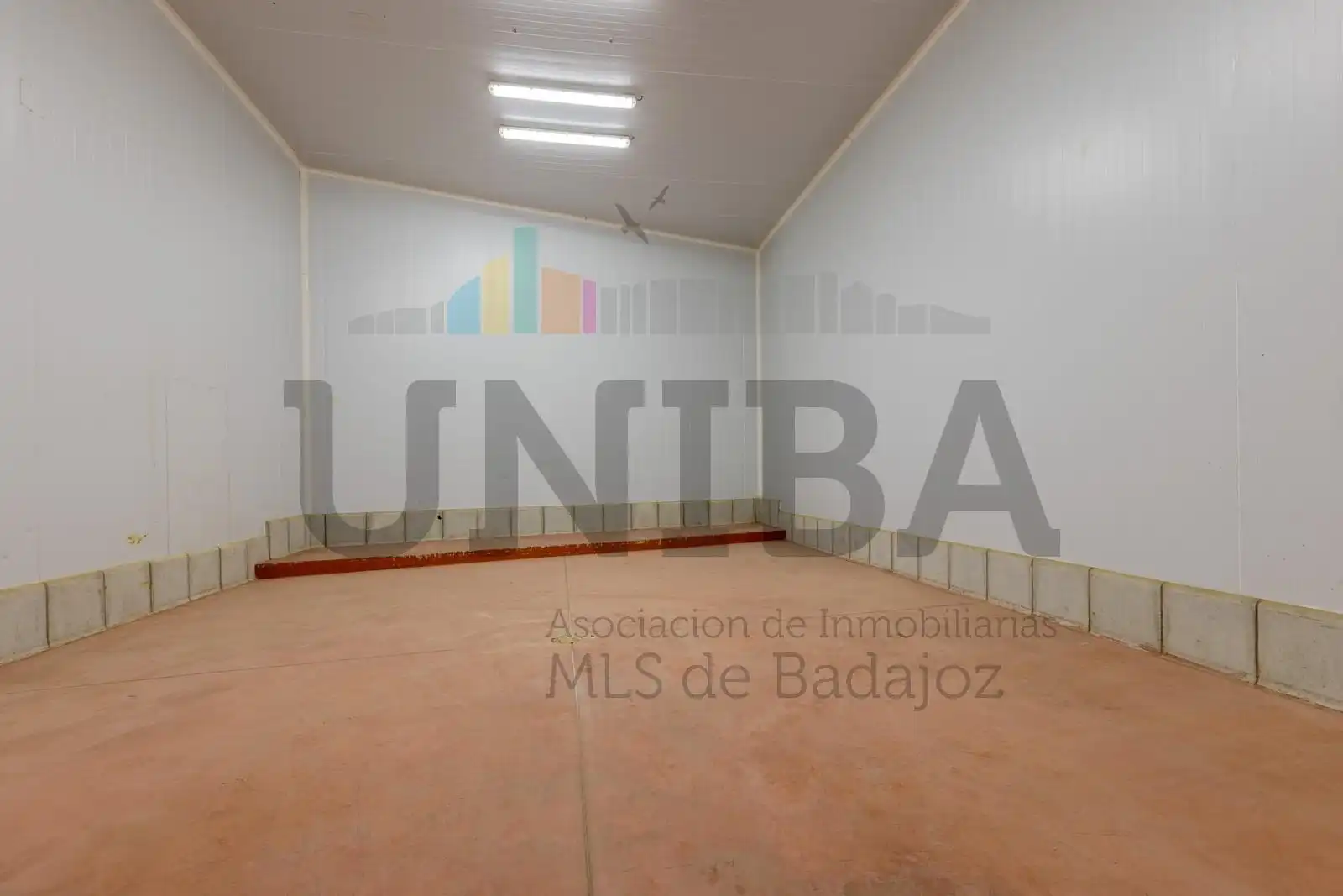 Industrial buildings for rent in La Garrovilla 