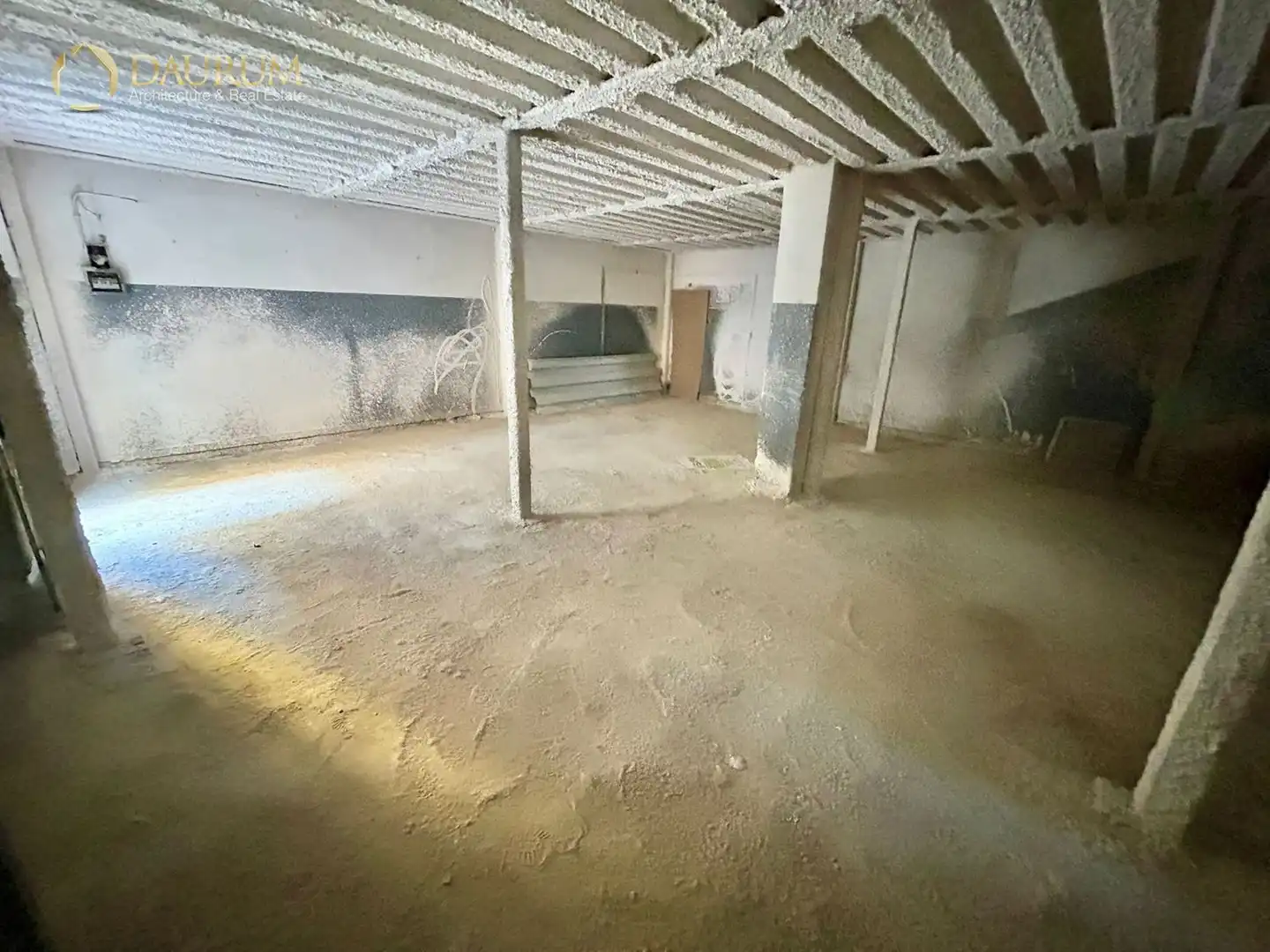 Local comercial en venta en Martínez Campos, imagen 4