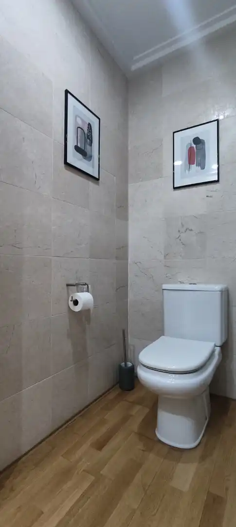 Baño de Apartamento en venta en Arnedo con Aire acondicionado, Calefacción y Parquet