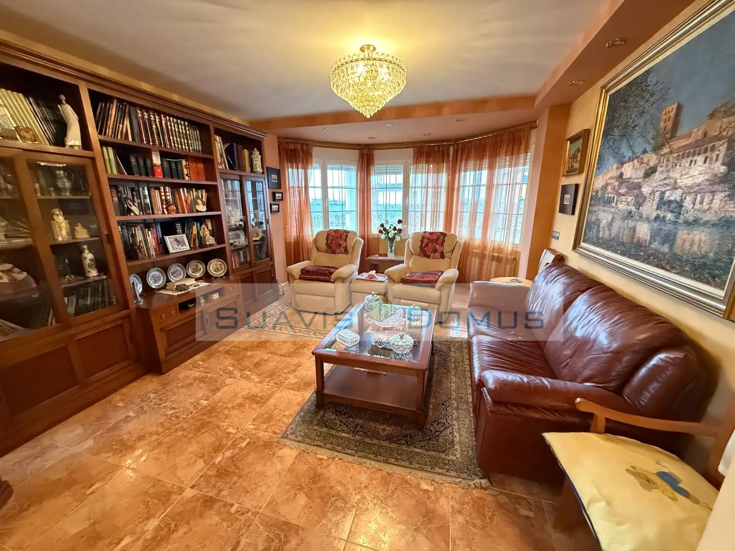 Sala de estar de Casa o chalet en venta en Roales con Calefacción, Jardín privado y Terraza