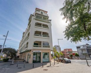 Exterior view of Flat for sale in  Santa Cruz de Tenerife Capital  with Terrace, Storage room and Balcony