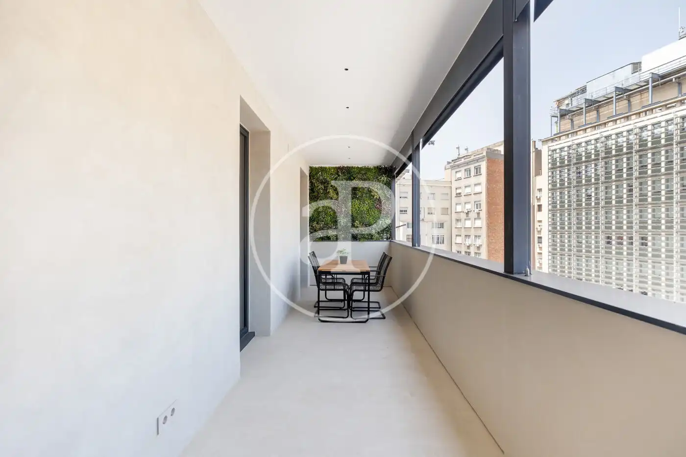 Piso con terraza en venta en Ronda de la Univ., imagen 5
