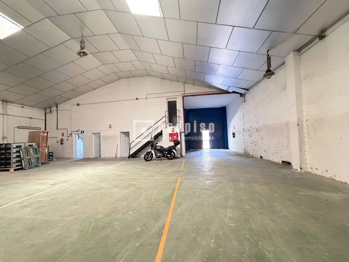 Local comercial en venta en Hierro 52, imagen 2