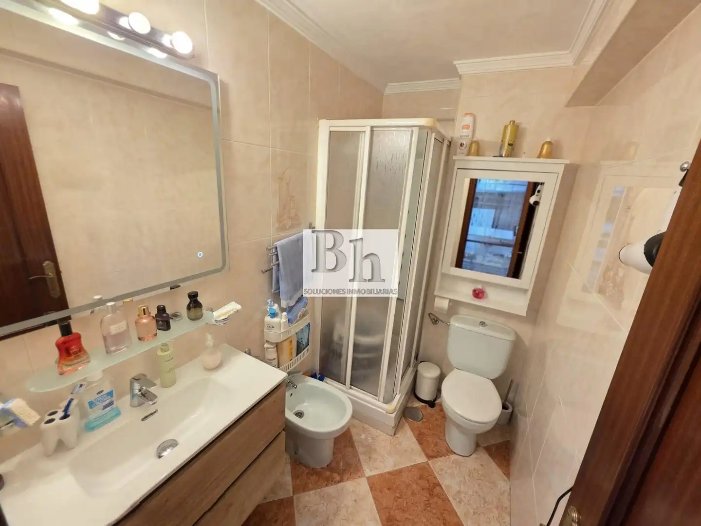 Baño de Piso en venta en Málaga con Aire acondicionado