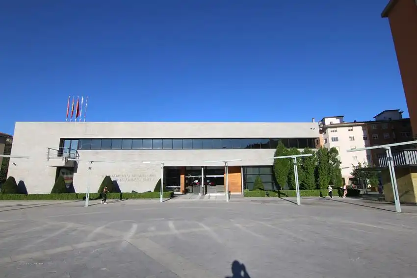 Vista exterior de Local en venta en Ansoáin / Antsoain