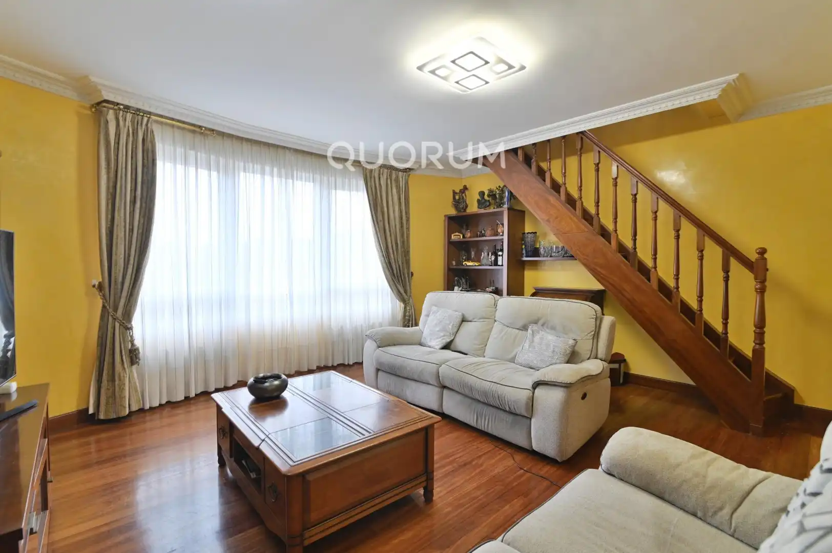 Living room of Flat for sale in Galdakao  with Storage room and Balcony