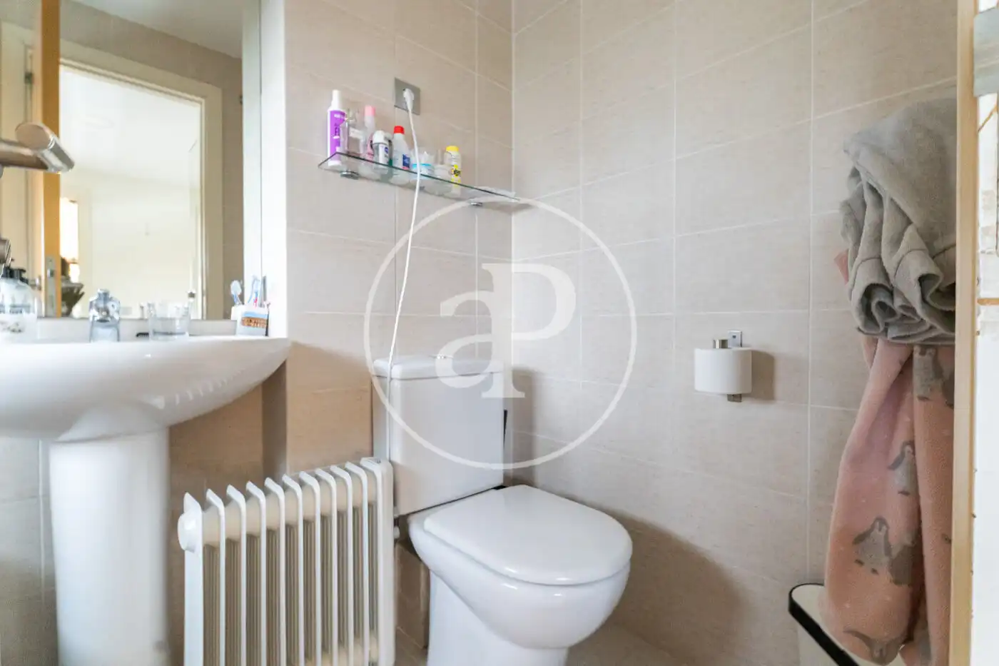 Piso en venta en C. Julio Caro Baroja, Encinar de los Reyes