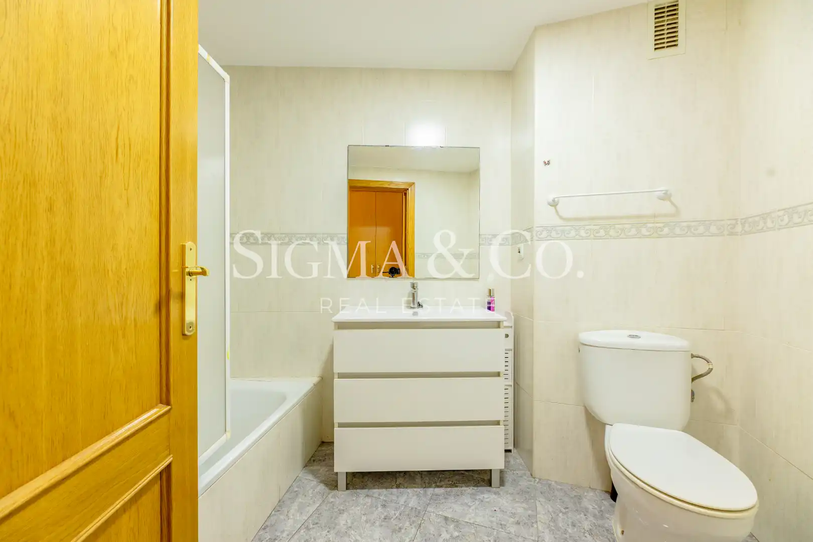 Piso con ascensor en venta en Plaça Enric Valor, imagen 6