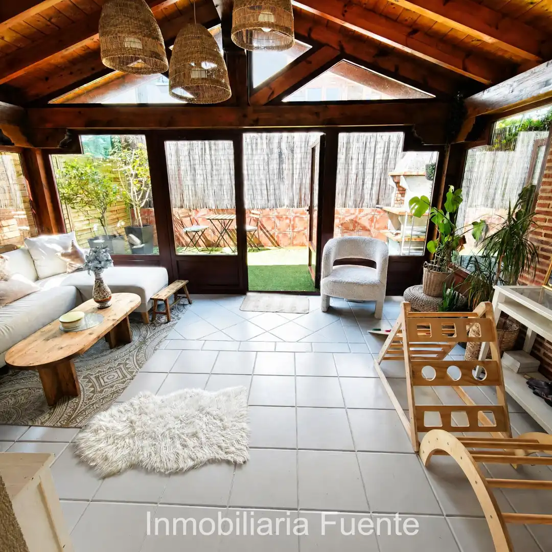 Terrasse von Einfamilien-Reihenhaus zum Verkauf in Muskiz mit Heizung, Privatgarten und Terrasse