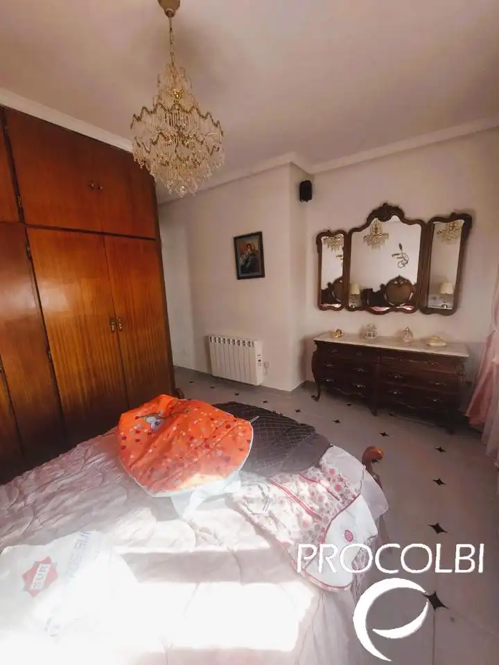 Dormitori de Casa adosada en venda en Uceda amb Calefacció, Jardí privat i Terrassa