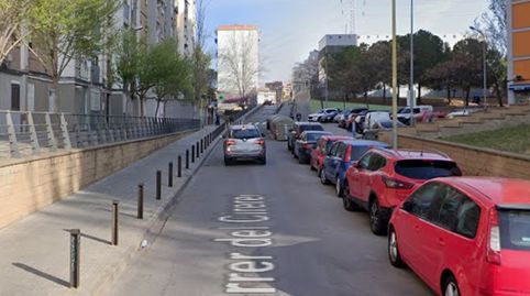 Cornella de Llobregat (Barcelona). SIN POSESIÓN “OCUPADO” (no se puede visitar ni hipotecar).