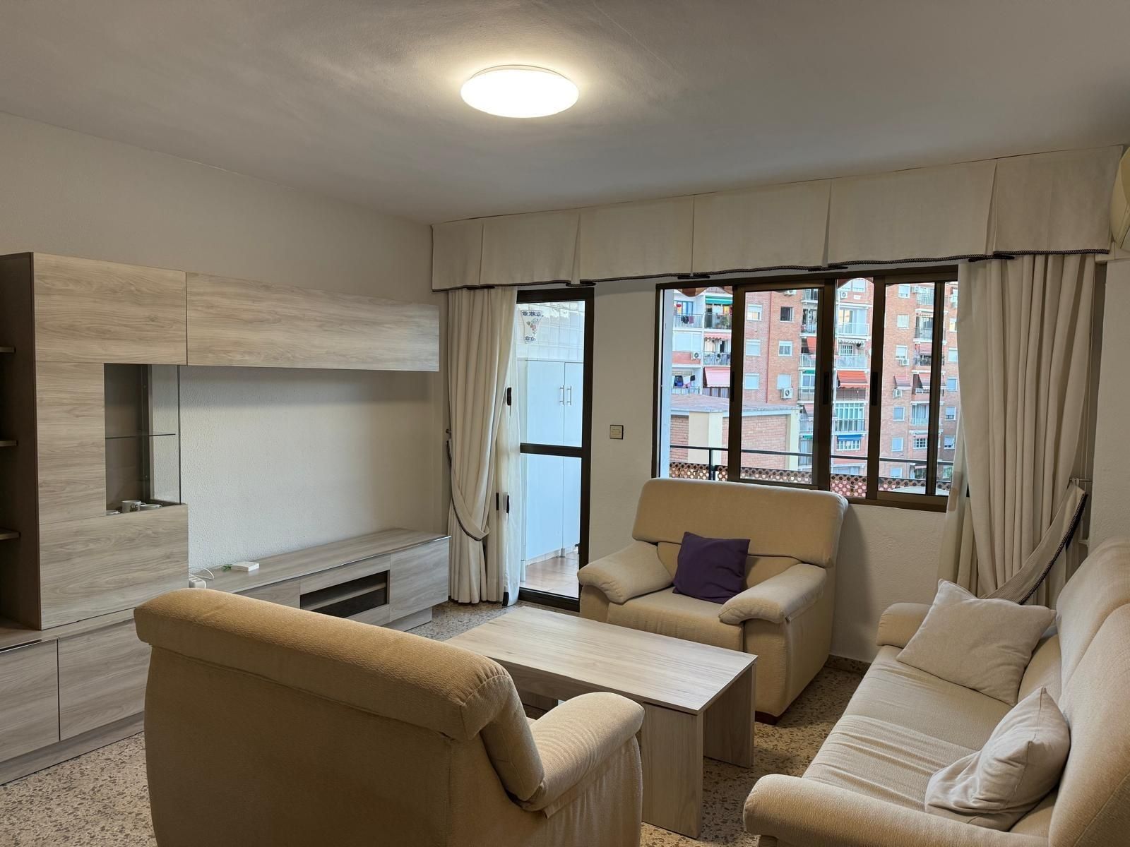 Sala d'estar de Pis en venda en Málaga Capital amb Jardí privat i Terrassa