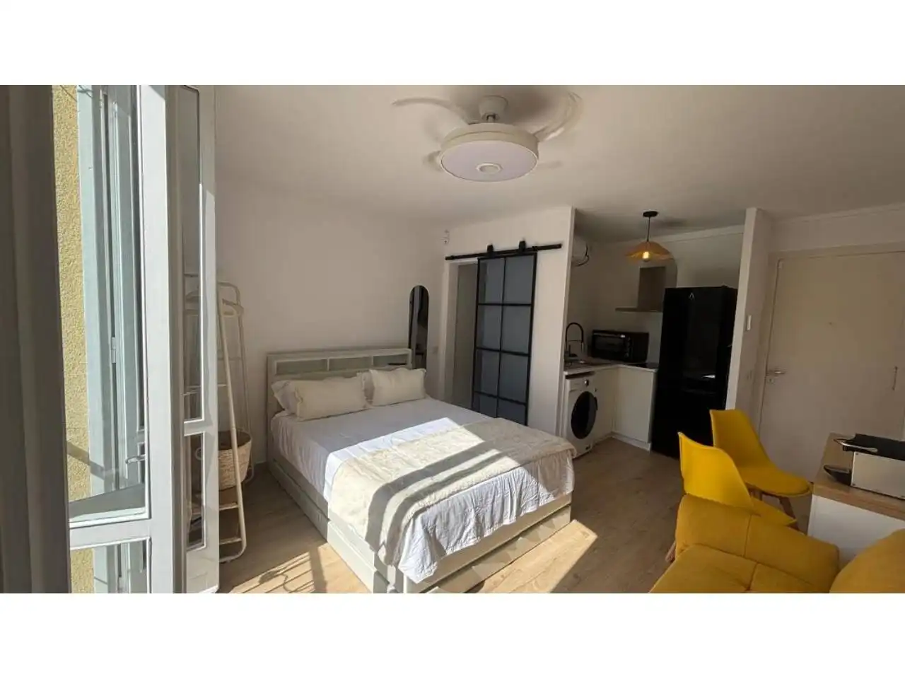 Habitación de Estudio de alquiler en Tarragona con Calefacción, Parquet y Amueblado